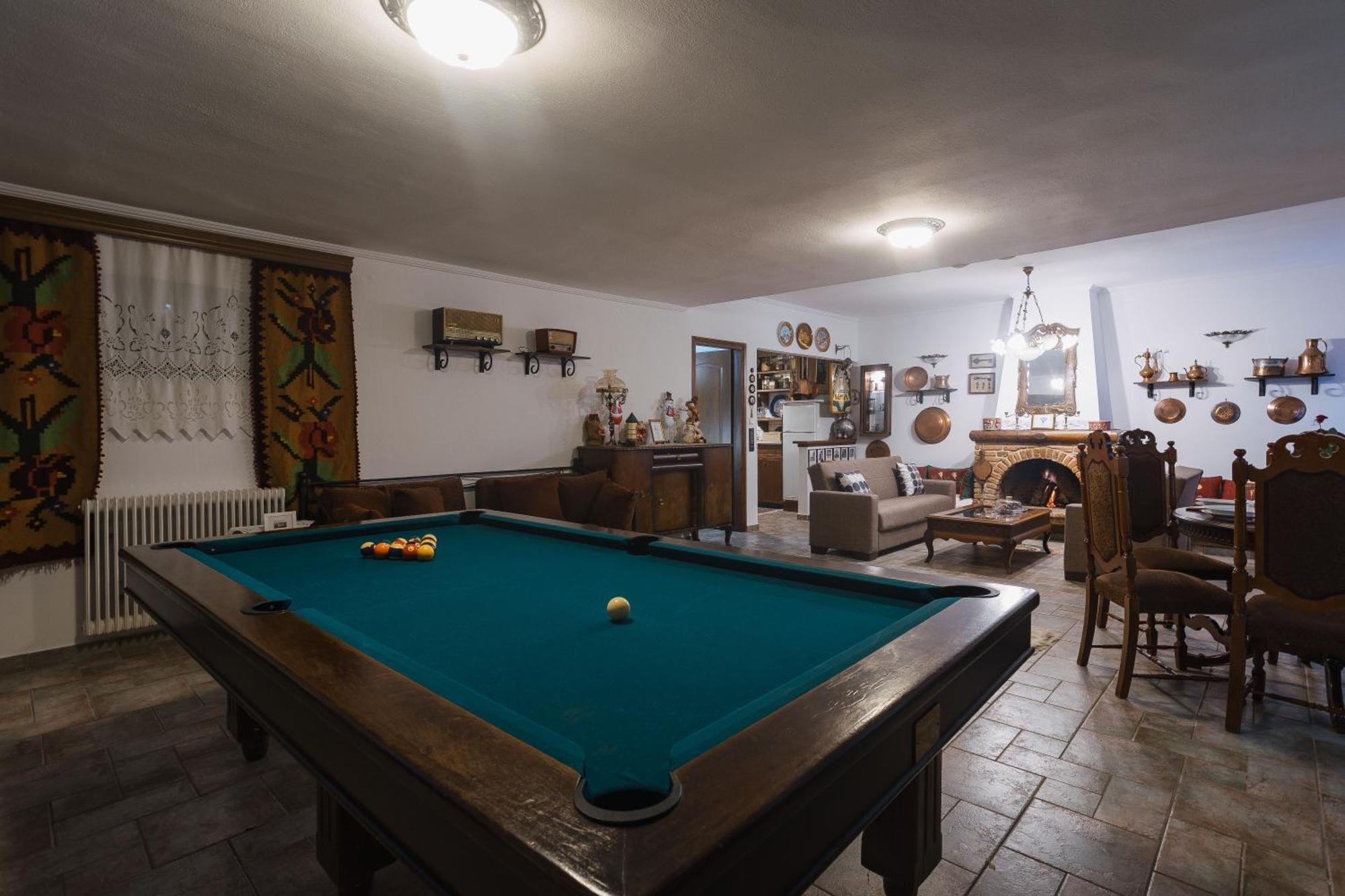 Billiard Home In Trikala Kültér fotó
